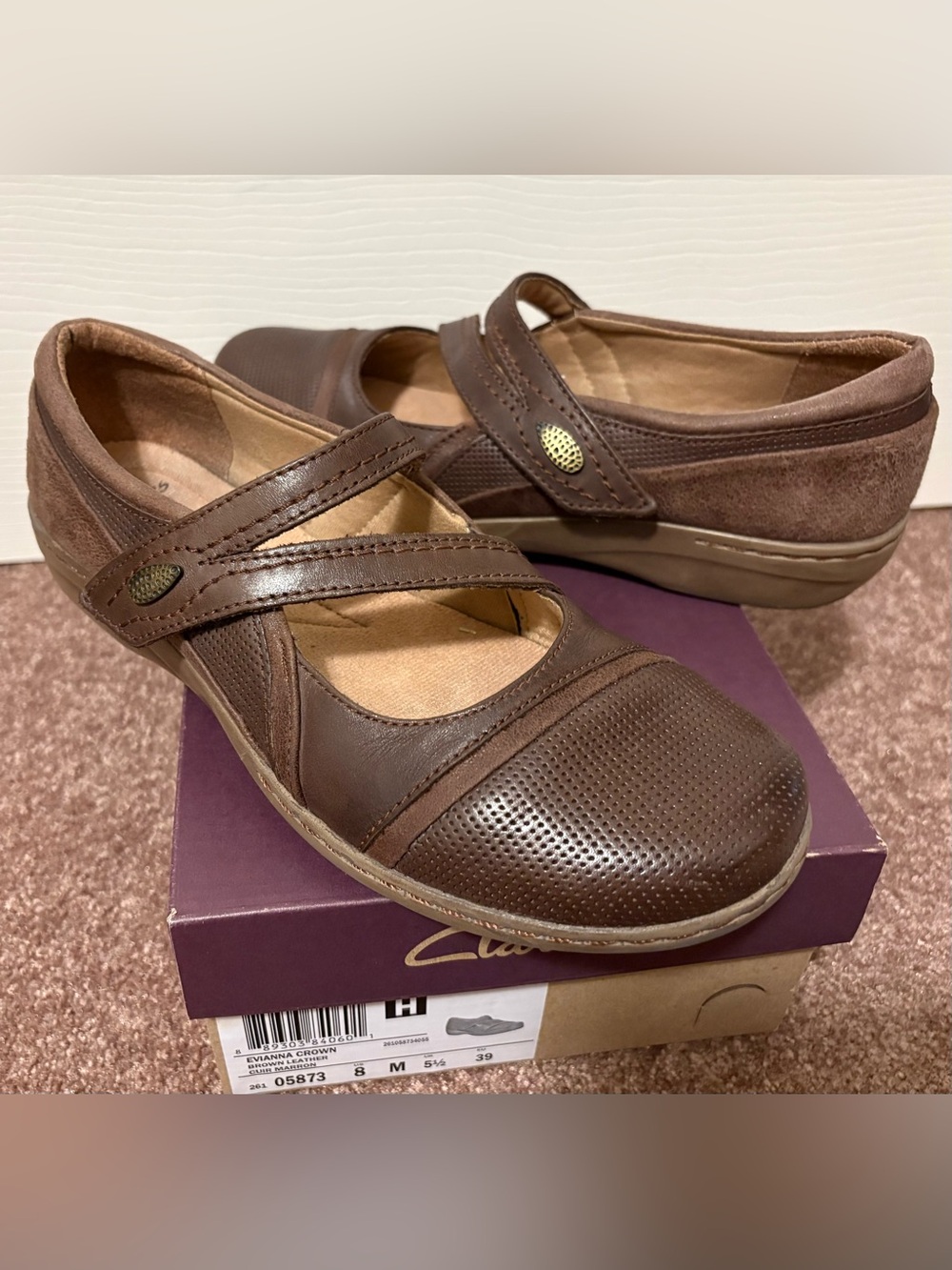 Clarks Women’s Brown Leather and Suede Mary Jane Flats with Cross Straps